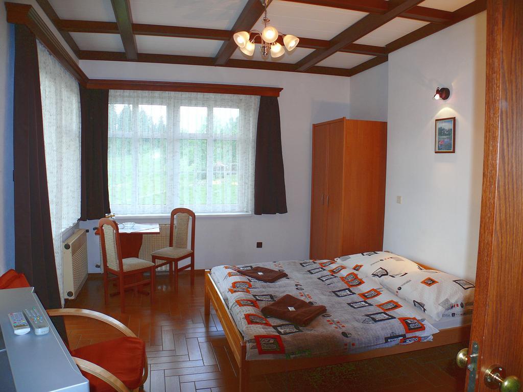 Pension Faema Гаррахов Екстер'єр фото